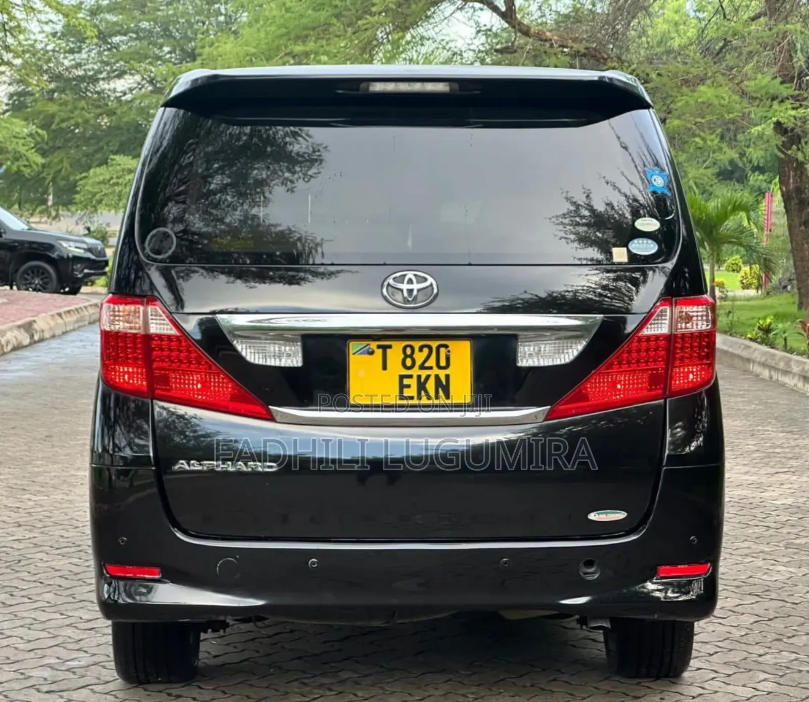 Toyota Alphard 2011 Black