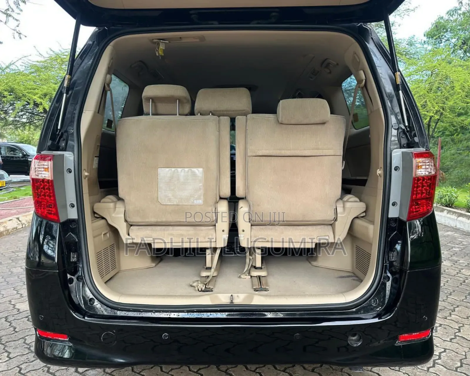 Toyota Alphard 2011 Black