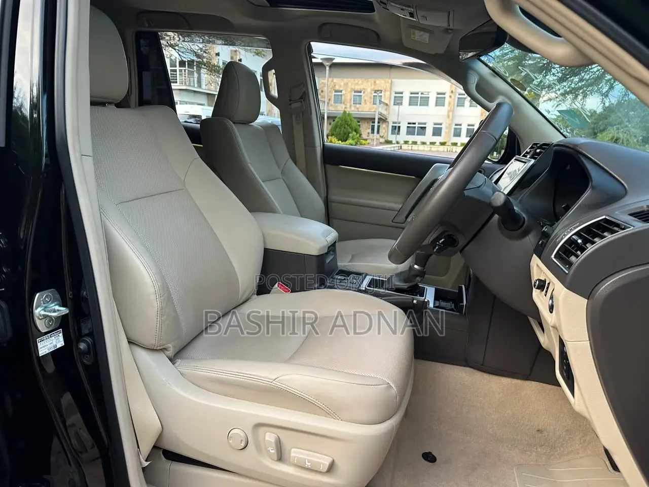 Toyota Land Cruiser Prado 2.7 2023 Black