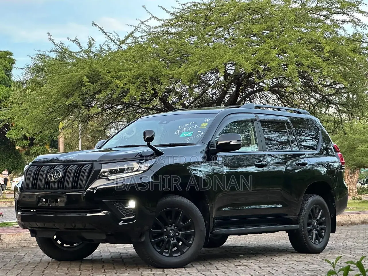 Toyota Land Cruiser Prado 2.7 2023 Black
