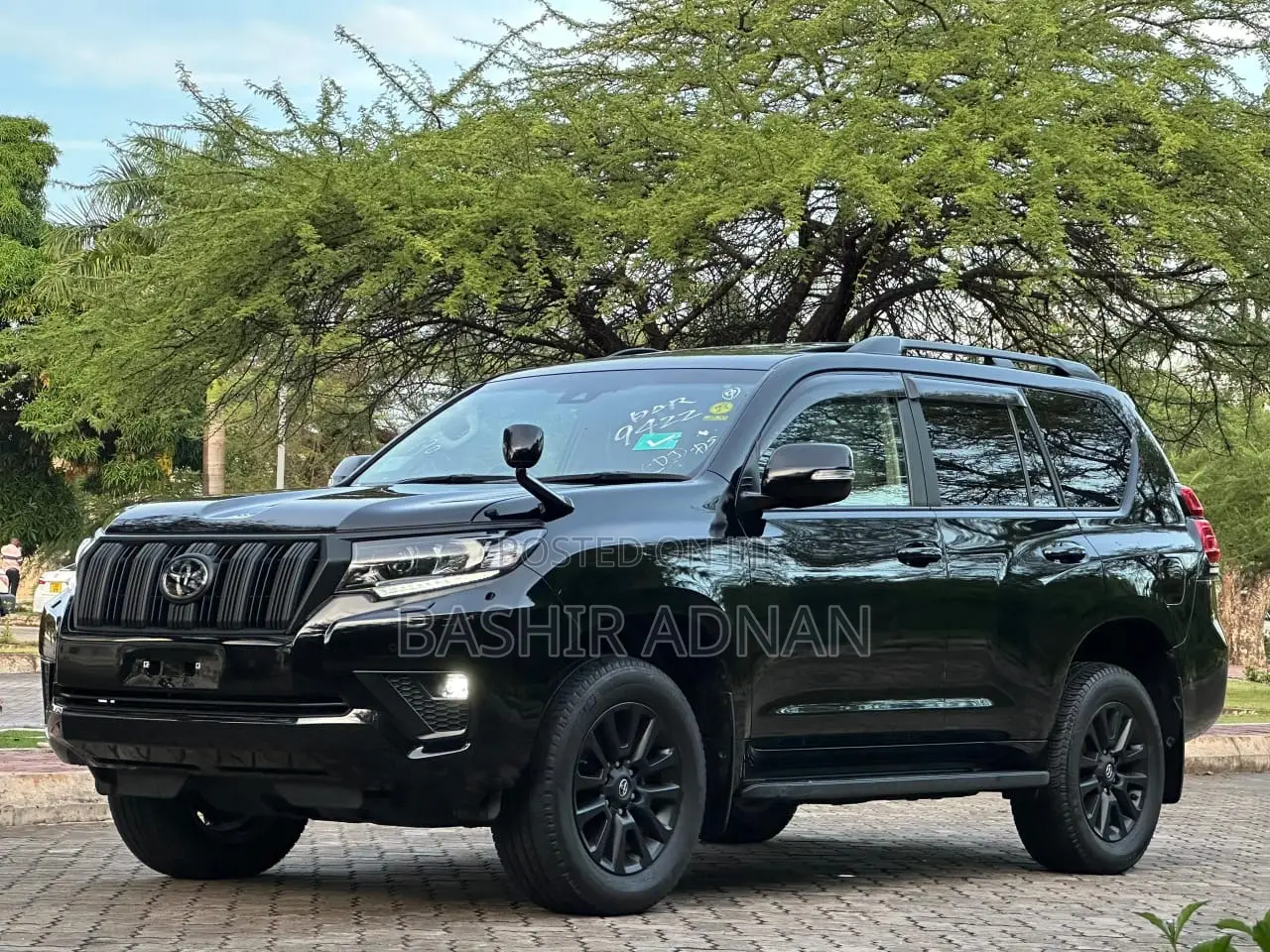 Toyota Land Cruiser Prado 2.7 2023 Black