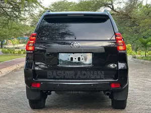 Toyota Land Cruiser Prado 2.7 2023 Black