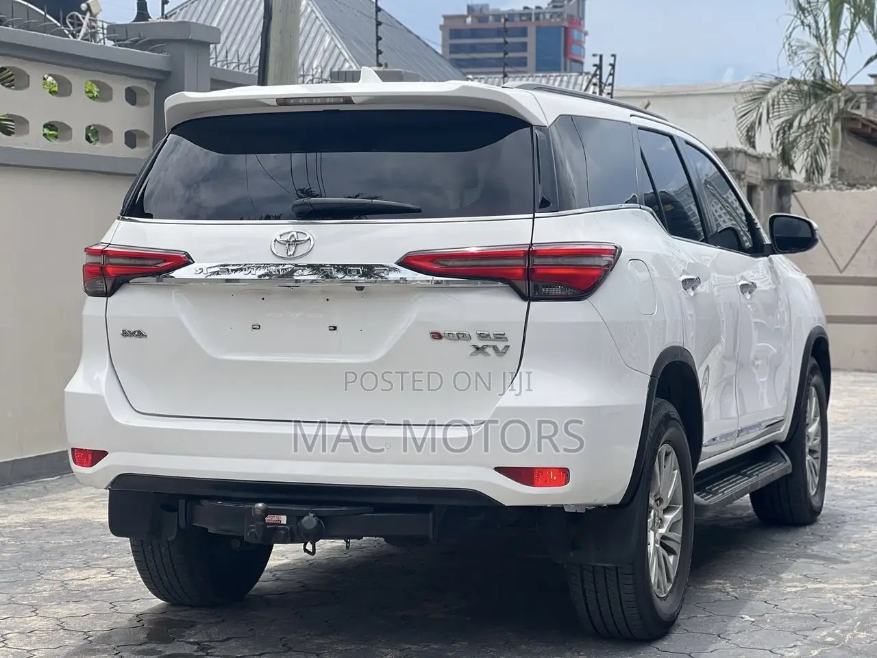 Toyota Fortuner 2.8 D AWD 2020 White