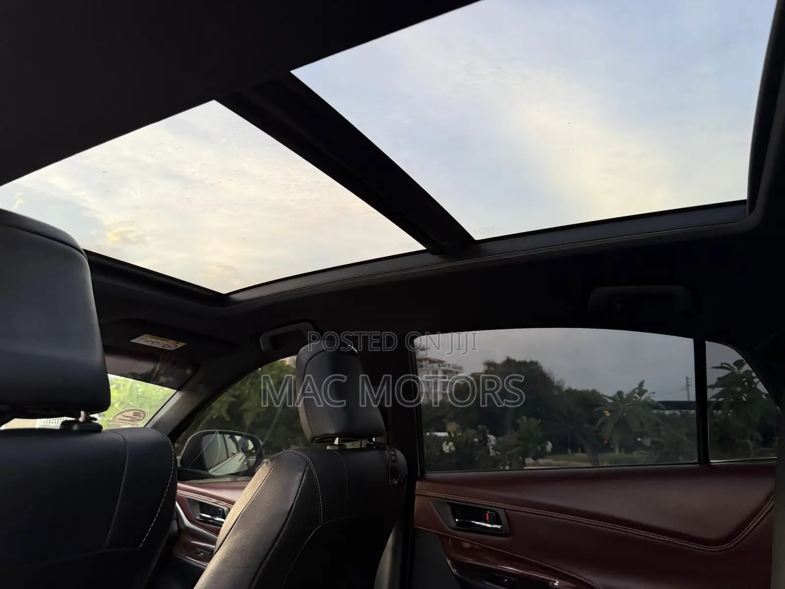Toyota Harrier 2.0 2015 White