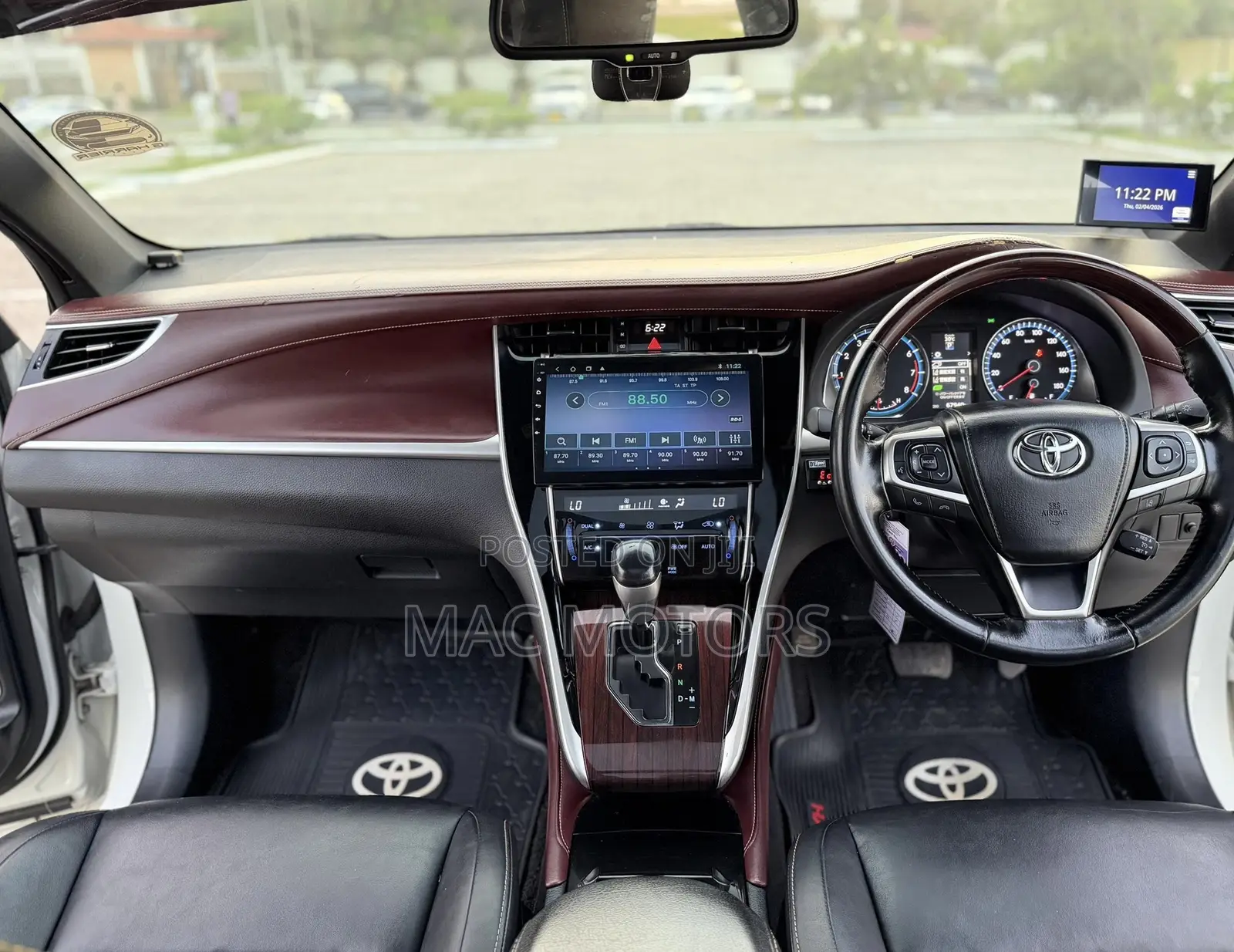 Toyota Harrier 2.0 2015 White