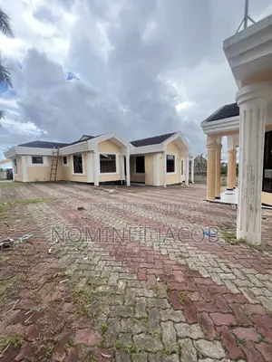4bdrm House in Mivumoni Madale, Kunduchi for rent