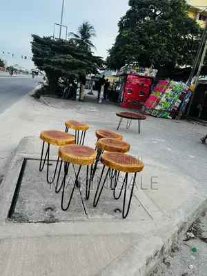 Meza Nzuri Ndogo Kwa Bei Nafuu