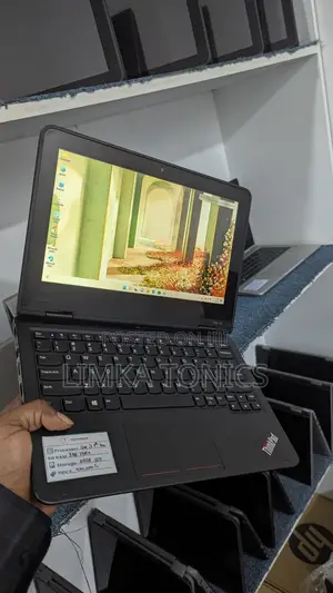 New Laptop Lenovo Yoga 11e 8GB Intel Core i5 SSD 128GB