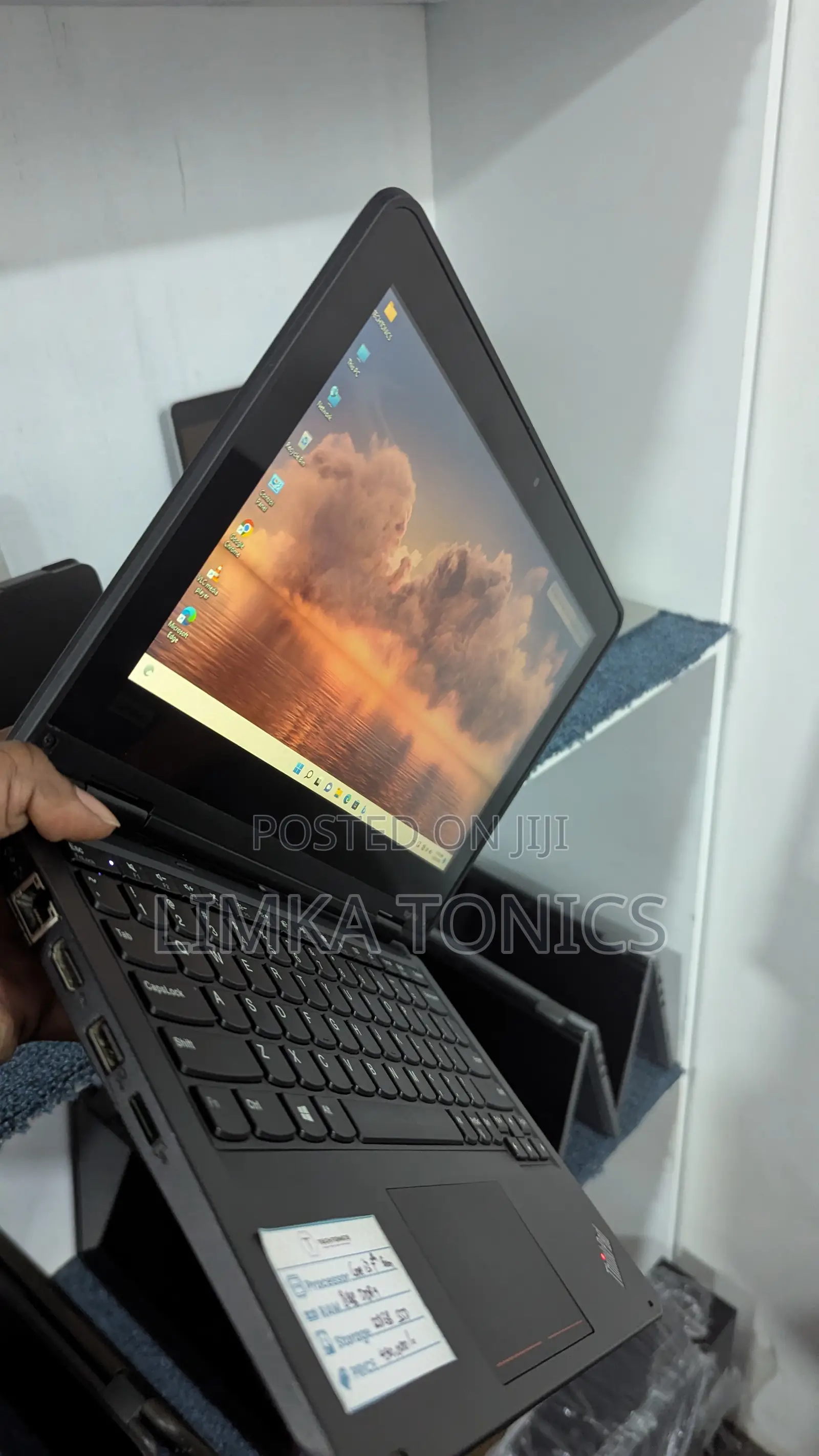New Laptop Lenovo Yoga 11e 8GB Intel Core i5 SSD 128GB