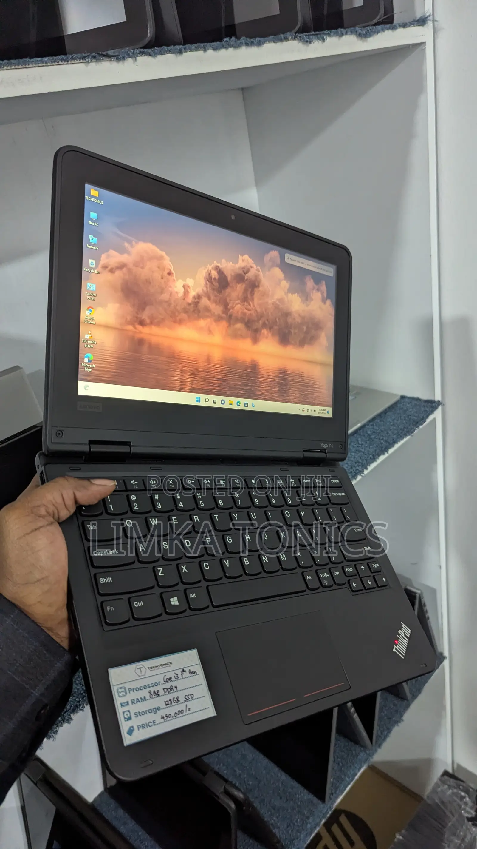 New Laptop Lenovo Yoga 11e 8GB Intel Core i5 SSD 128GB