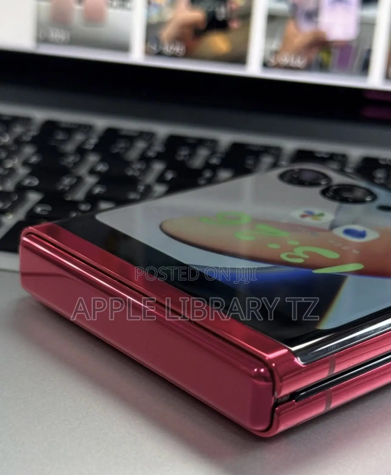 Motorola Razr (2023) 256 GB Red