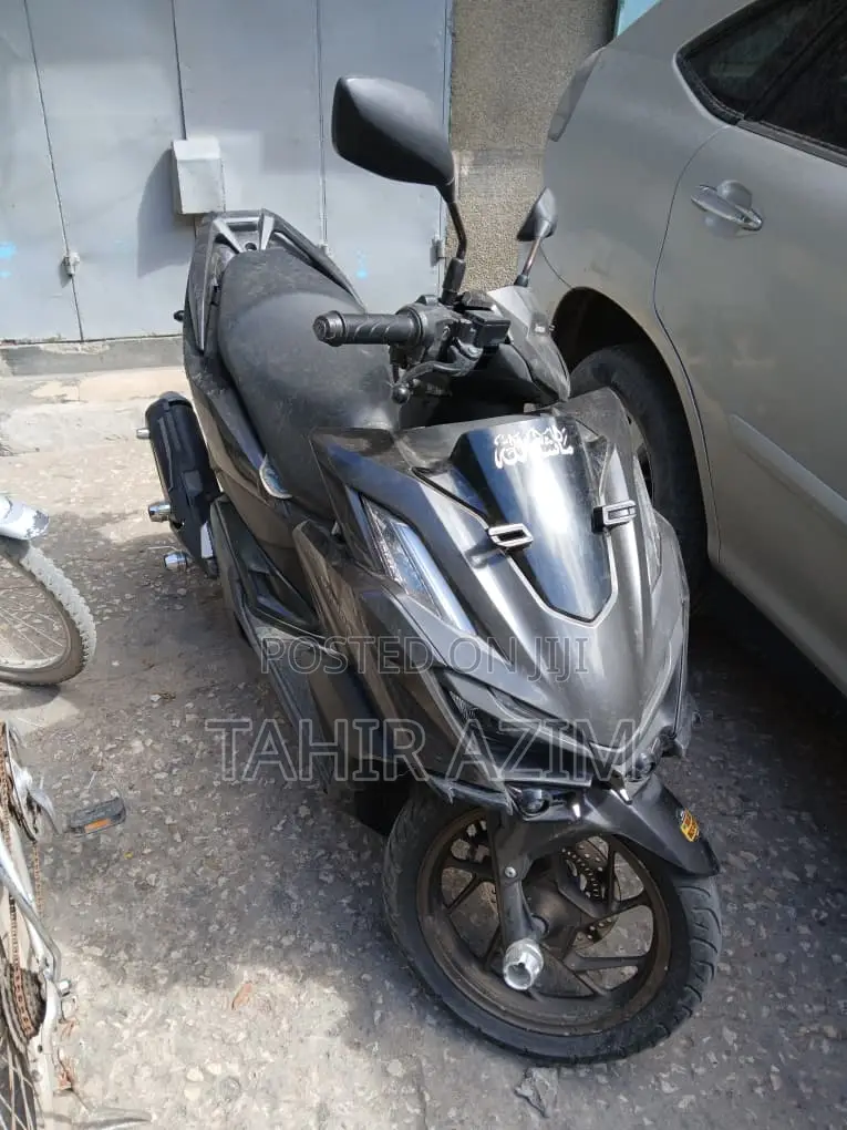 Honda 2024 Black