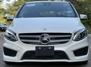 Mercedes-Benz B-Class B180 Petrol 2016 White