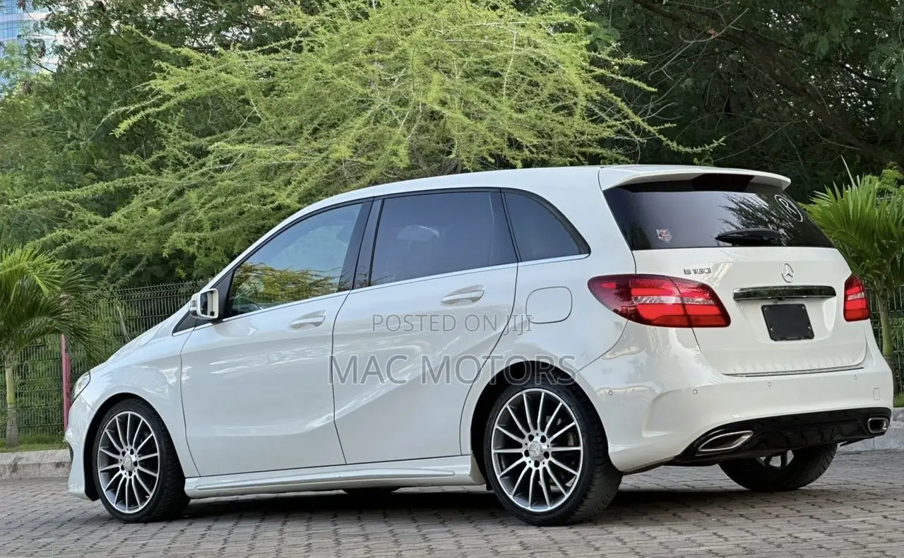 Mercedes-Benz B-Class B180 Petrol 2016 White