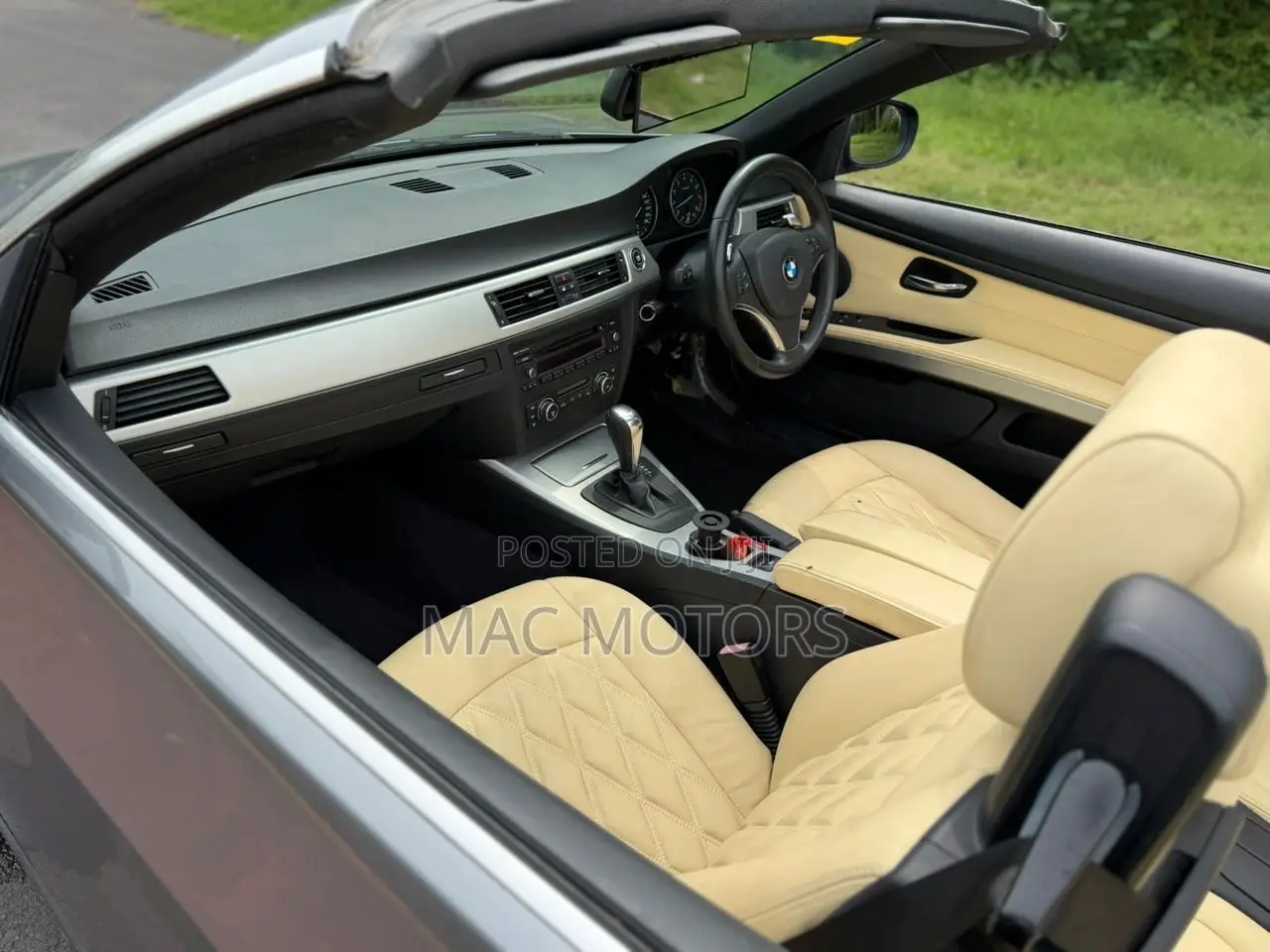 BMW 3 Series 325i RWD 2009 Gray