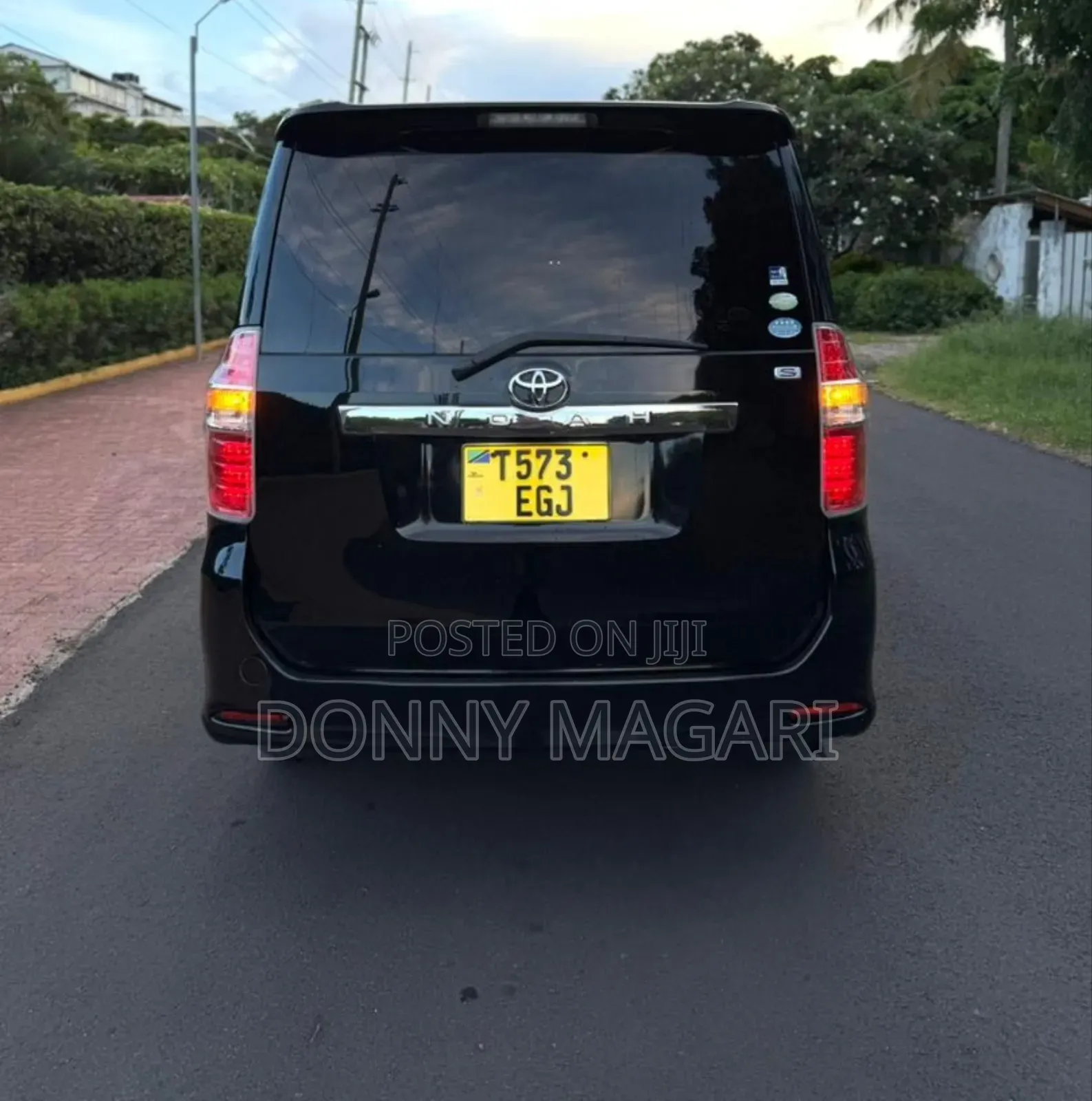 Toyota Noah 2009 Black