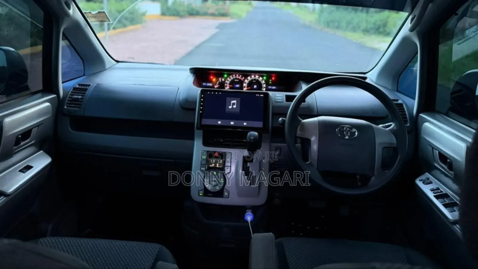 Toyota Noah 2009 Black