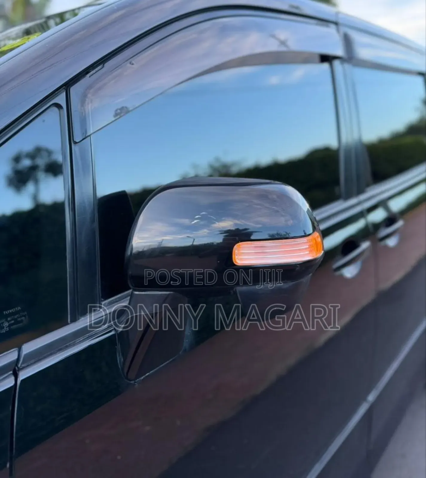 Toyota Noah 2009 Black