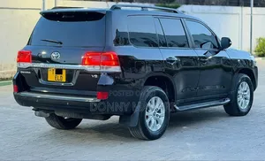 Toyota Land Cruiser 2021 Black