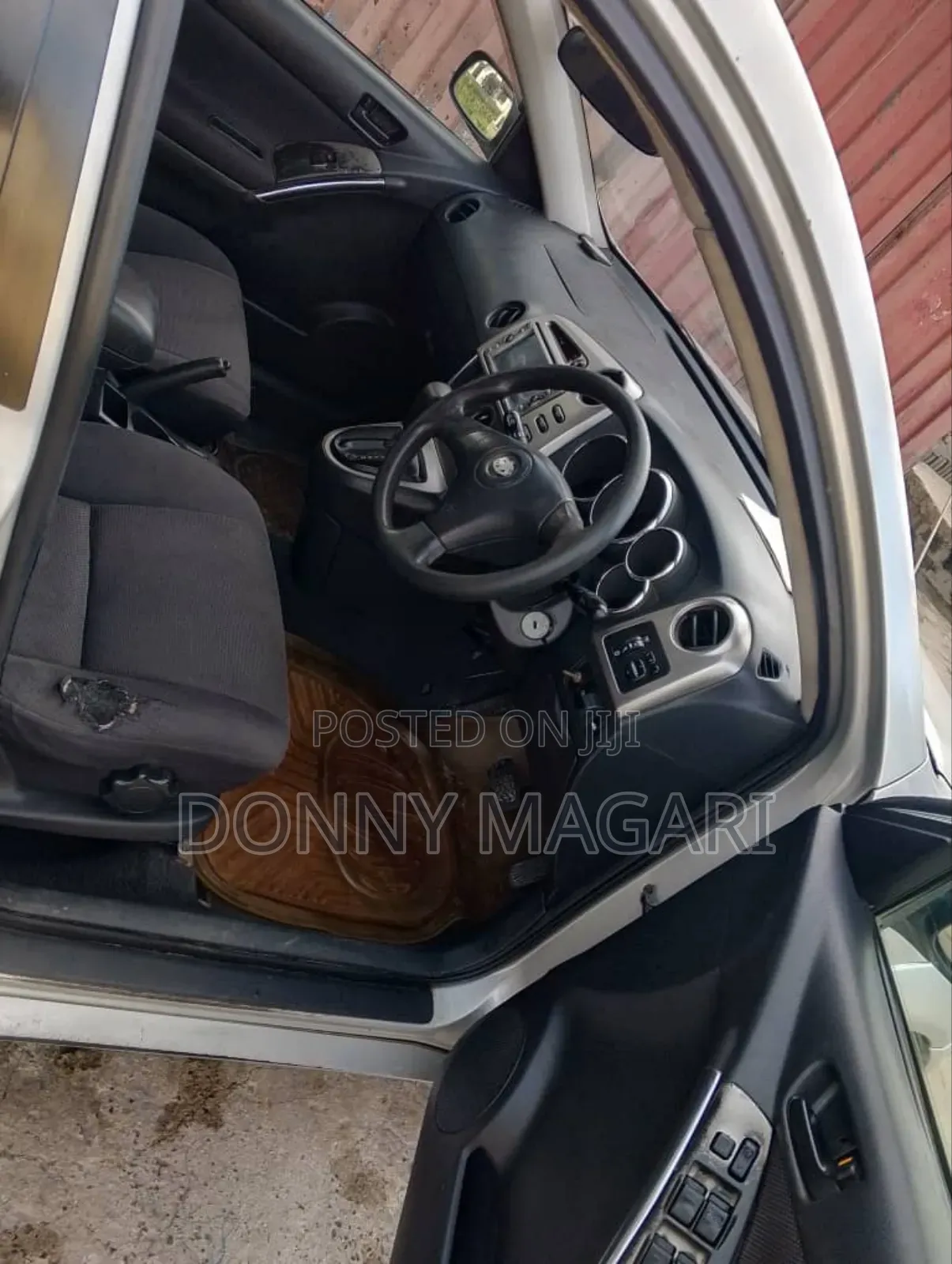 Toyota Voltz 2008 Silver