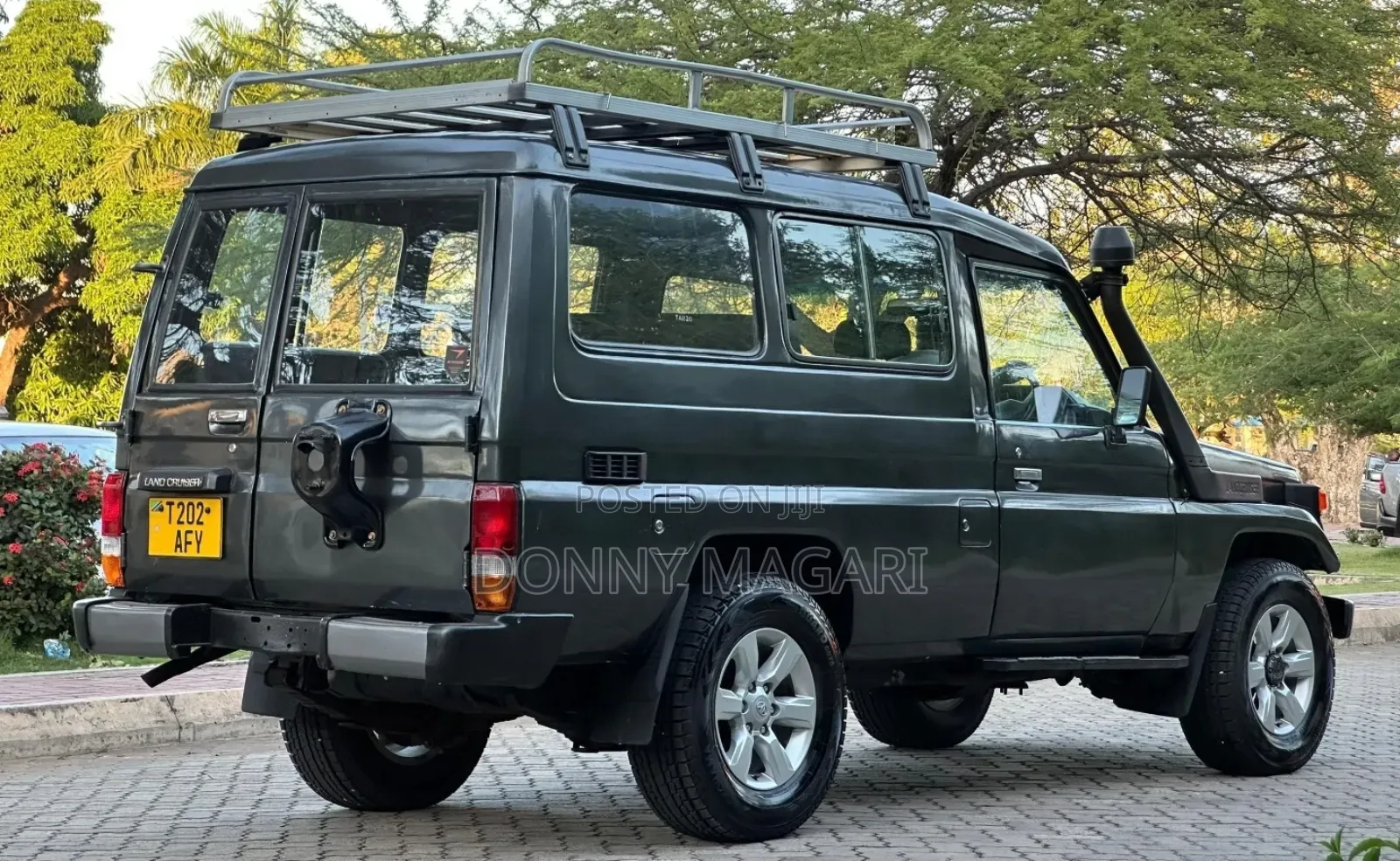 Toyota Land Cruiser 2006 Green