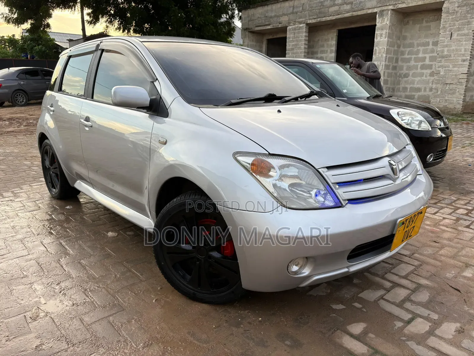 Toyota IST 2005 Silver