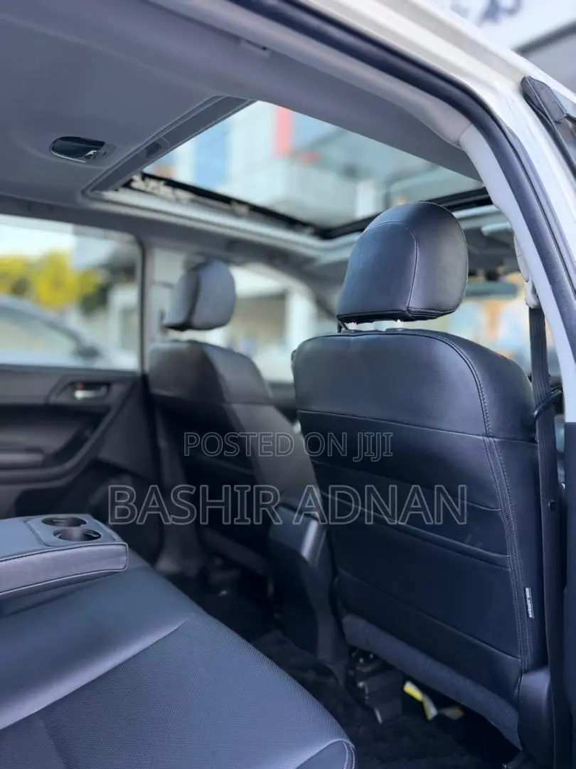 Subaru Forester 2.0XT Touring 4dr SUV AWD (2.0L 4cyl Turbo CVT) 2015 White