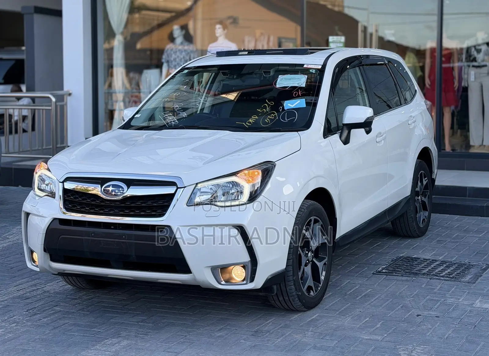 Subaru Forester 2.0XT Touring 4dr SUV AWD (2.0L 4cyl Turbo CVT) 2015 White
