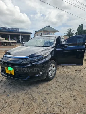 Toyota Harrier 2016