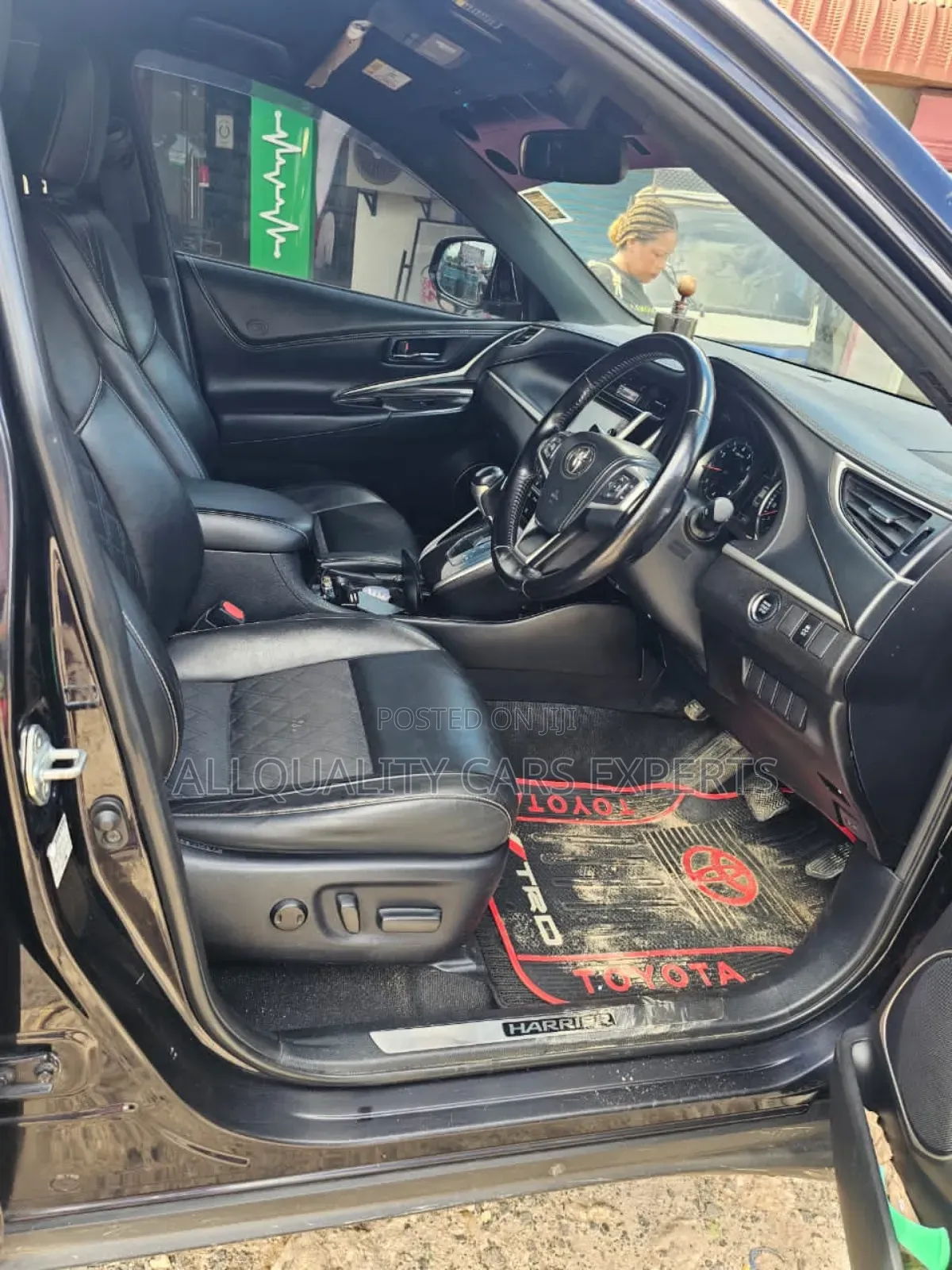 Toyota Harrier 2016