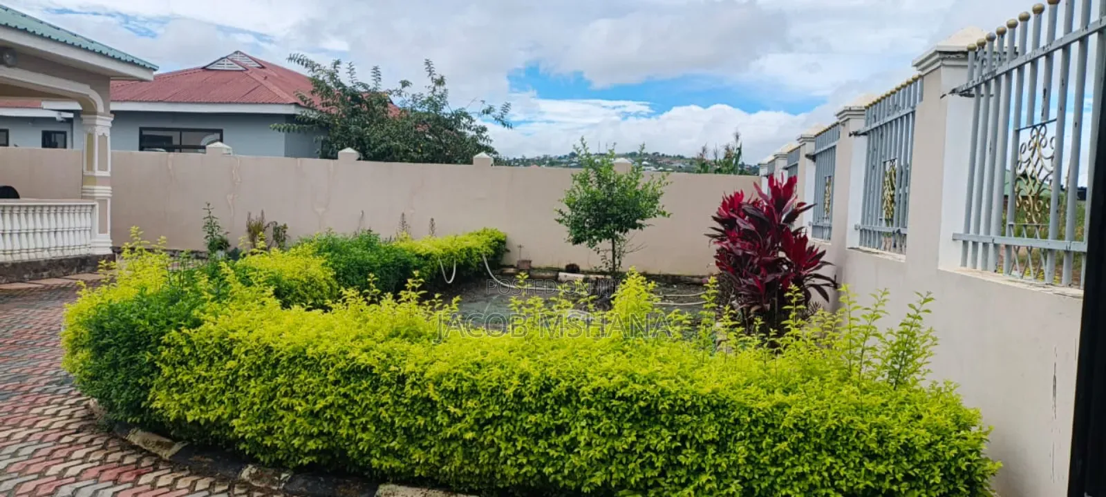 5bdrm Apartment in Iringa Municipal for rent
