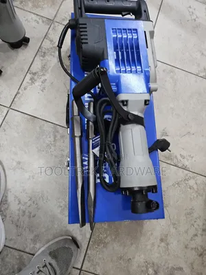 Basoo Demolition Hammer/Dugger 2000w 100a