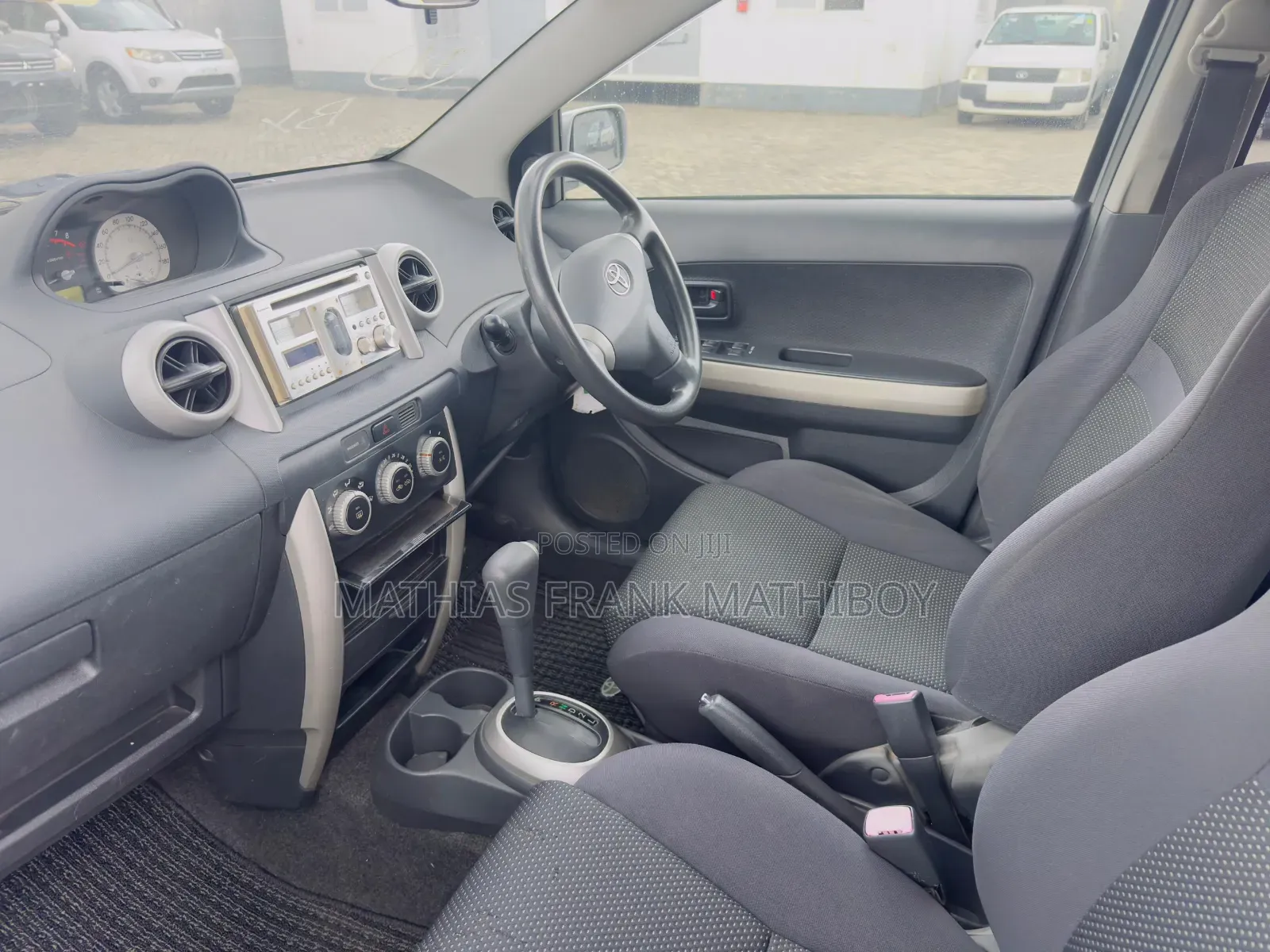 Toyota IST 2005 Silver