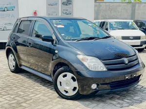 Toyota IST 2002 Black