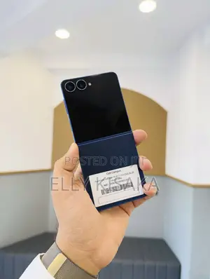 New Samsung Galaxy Z Flip7 256 GB Blue