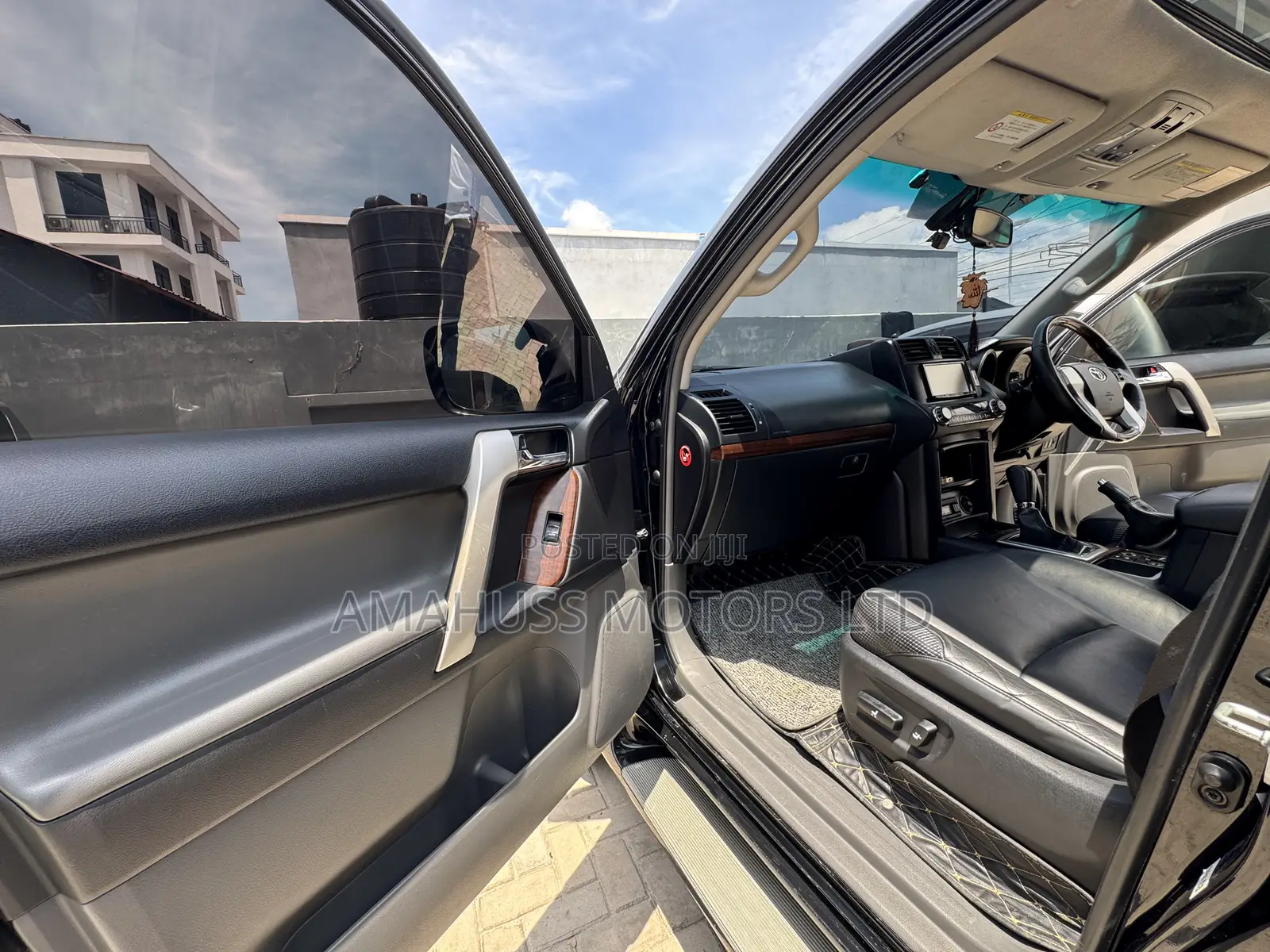 Toyota Land Cruiser Prado 2010 Black
