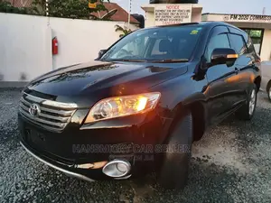Toyota Vanguard 2010 Black