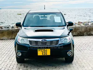 Subaru Forester 2010 Black