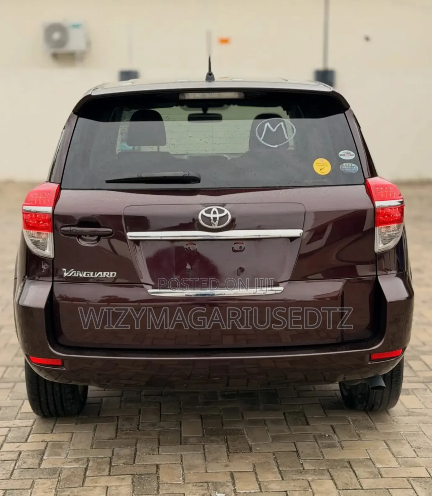 Toyota Vanguard 2010 Maroon