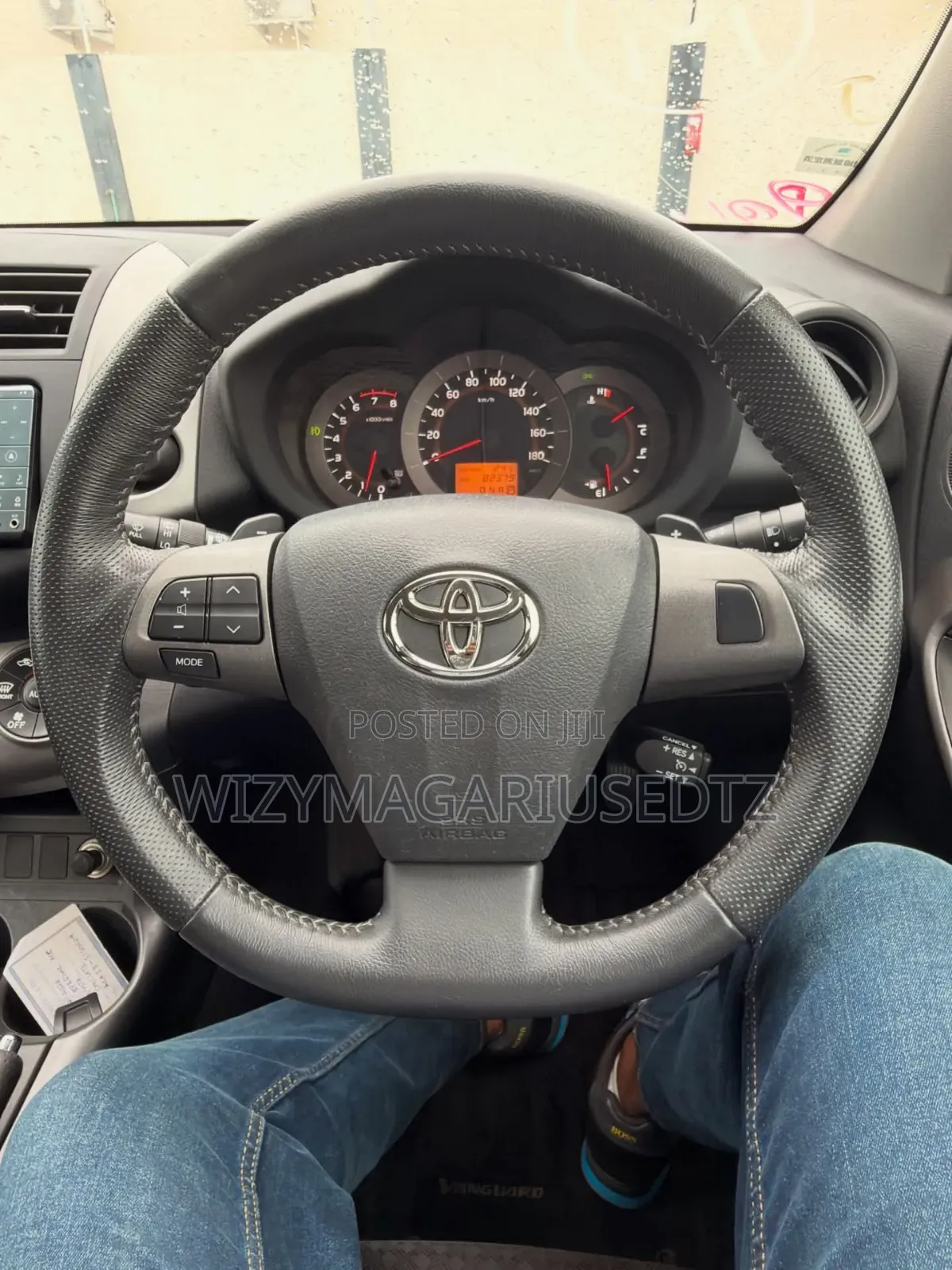 Toyota Vanguard 2010 Maroon