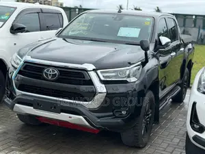Toyota Hilux Revo Double Cab Petrol 2.7 AWD 2021 Black