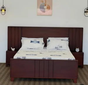 Kitanda Cha Mbao Ngumu Ya Mvule Ni 5/6 Na Bedsides Zake