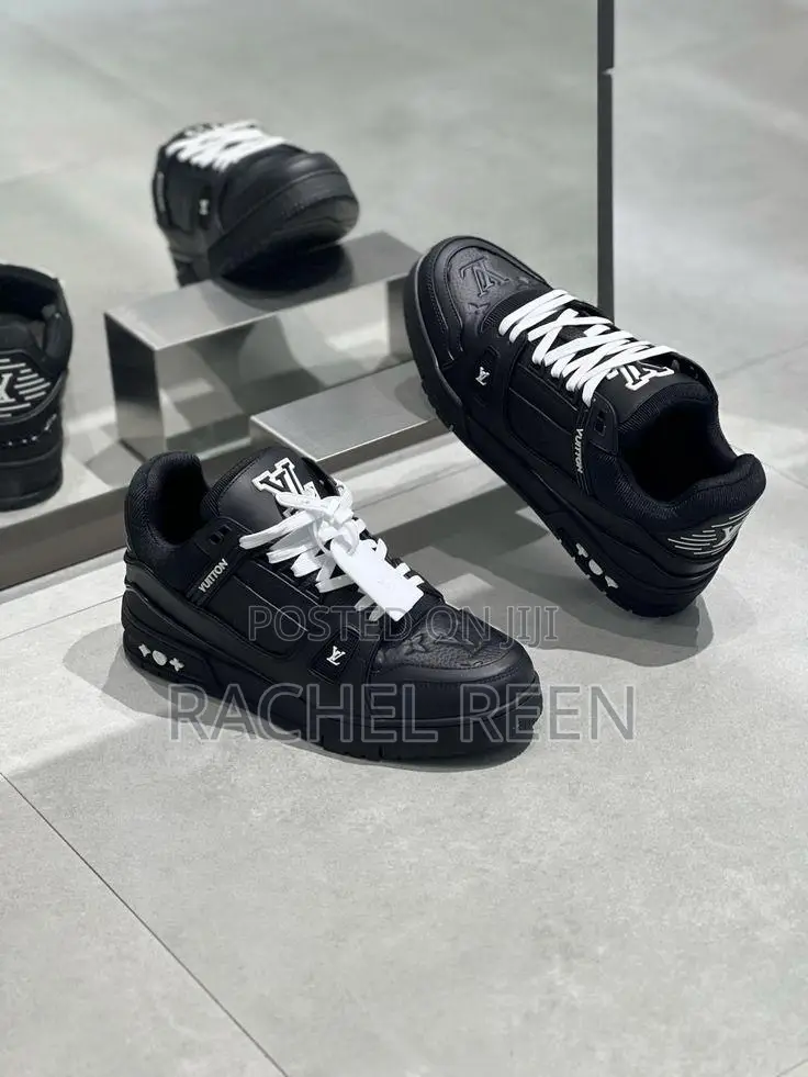 New Louis Vuitton Black Colour Leather Shoes Original