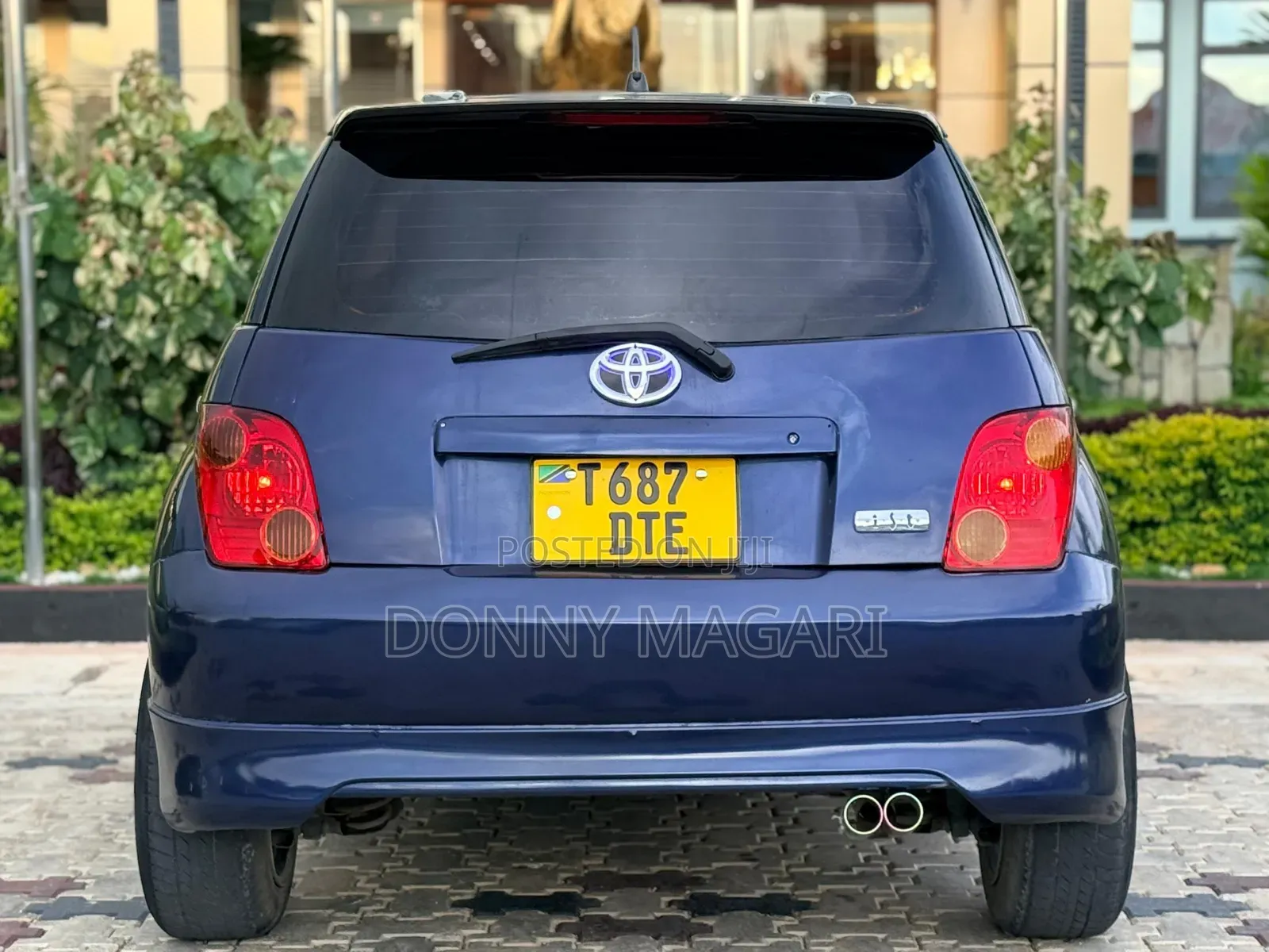 Toyota IST 2004 Blue