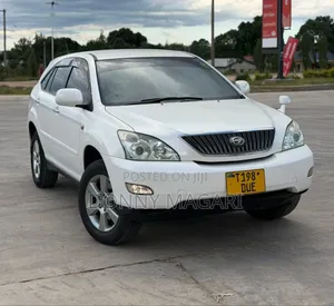 Toyota Harrier 2.4 2005 White