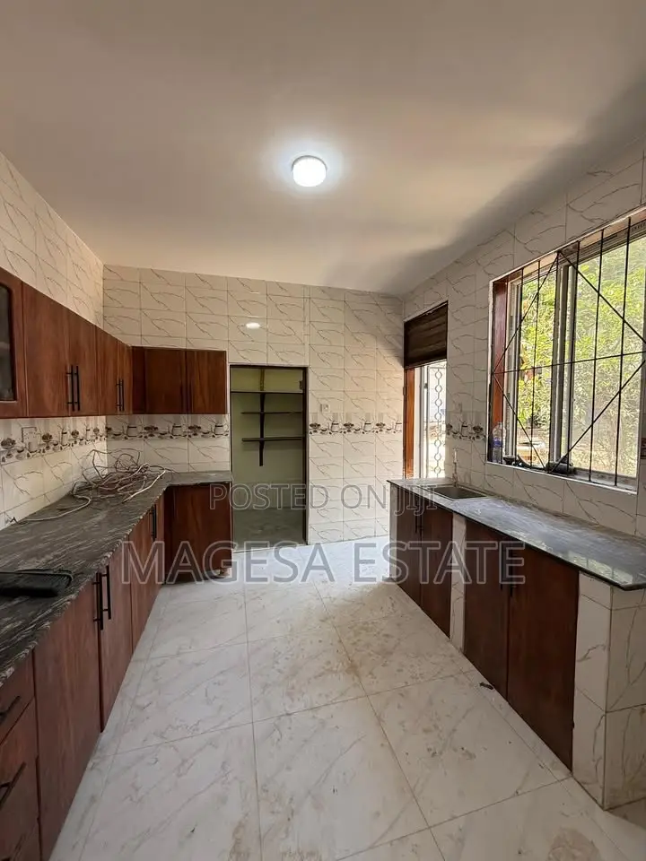 4bdrm Apartment in Masaki for rent