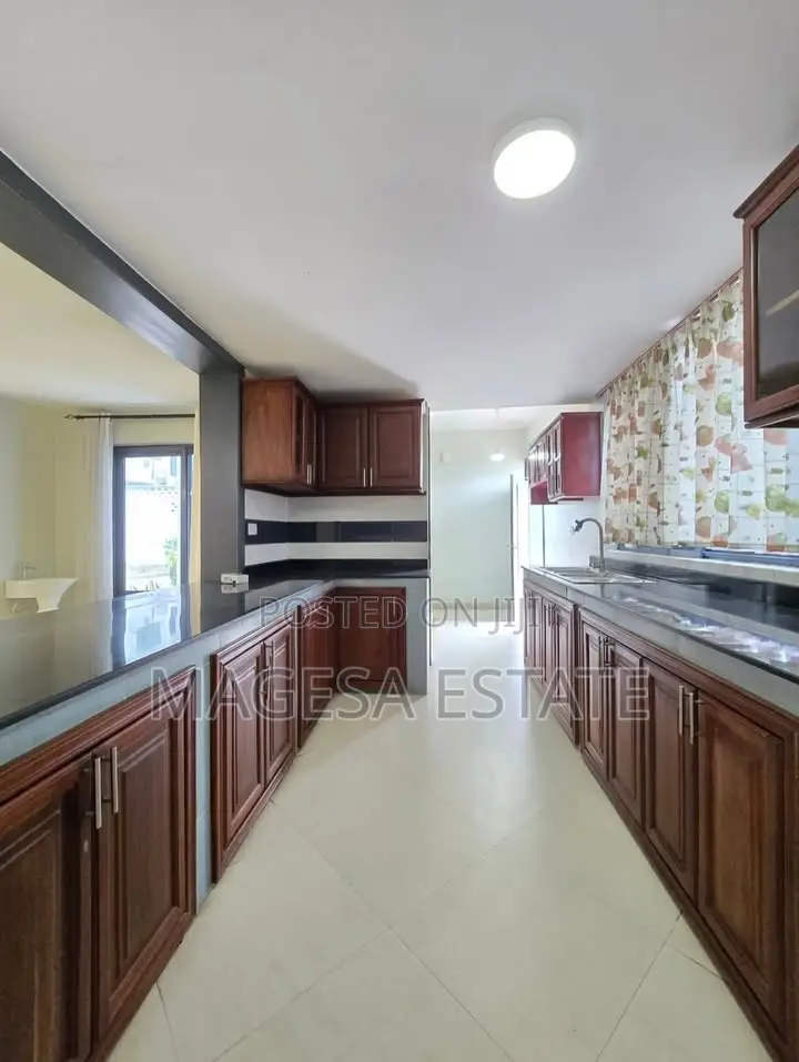 3bdrm Apartment in Masaki for rent