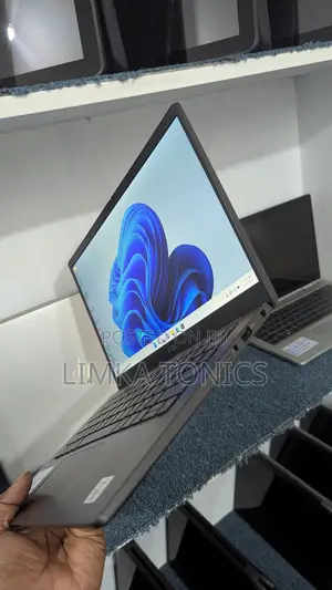 New Laptop Dell Latitude 7310 16GB Intel Core i7 SSD 512GB