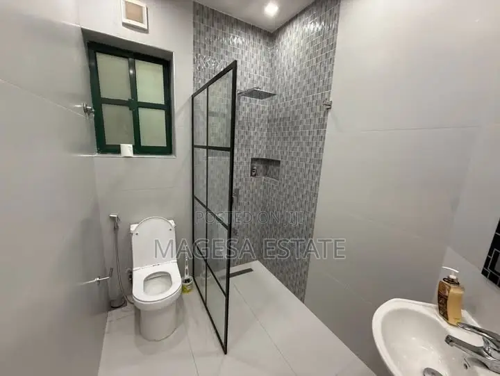 Furnished 5bdrm Apartment in Msasani for rent