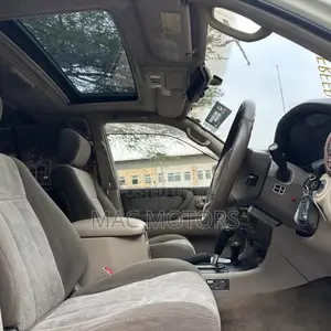 Toyota Land Cruiser 1999 White